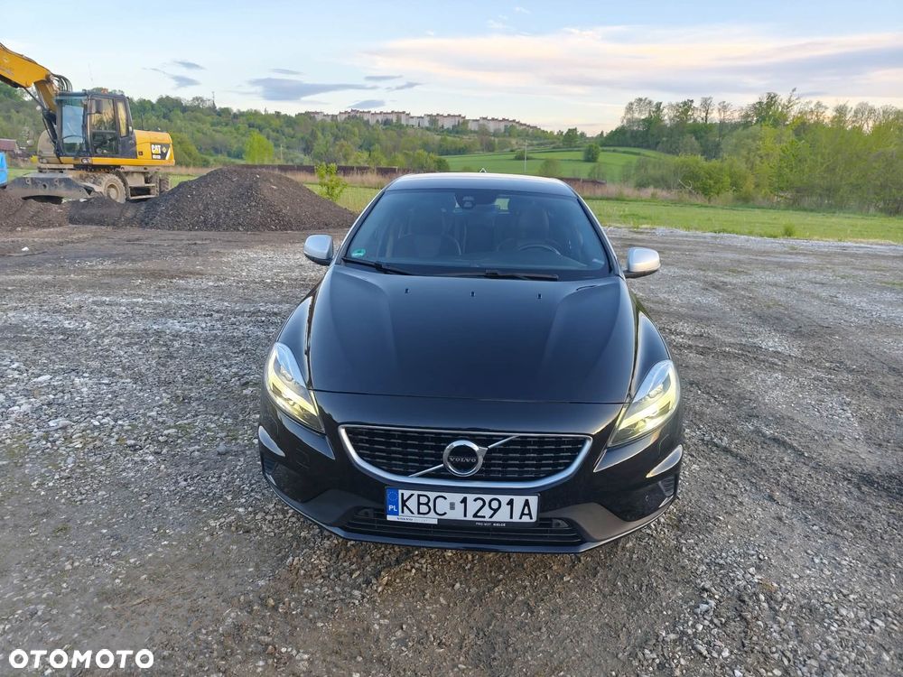 Volvo V40 T3 Geartronic RDesign - 2