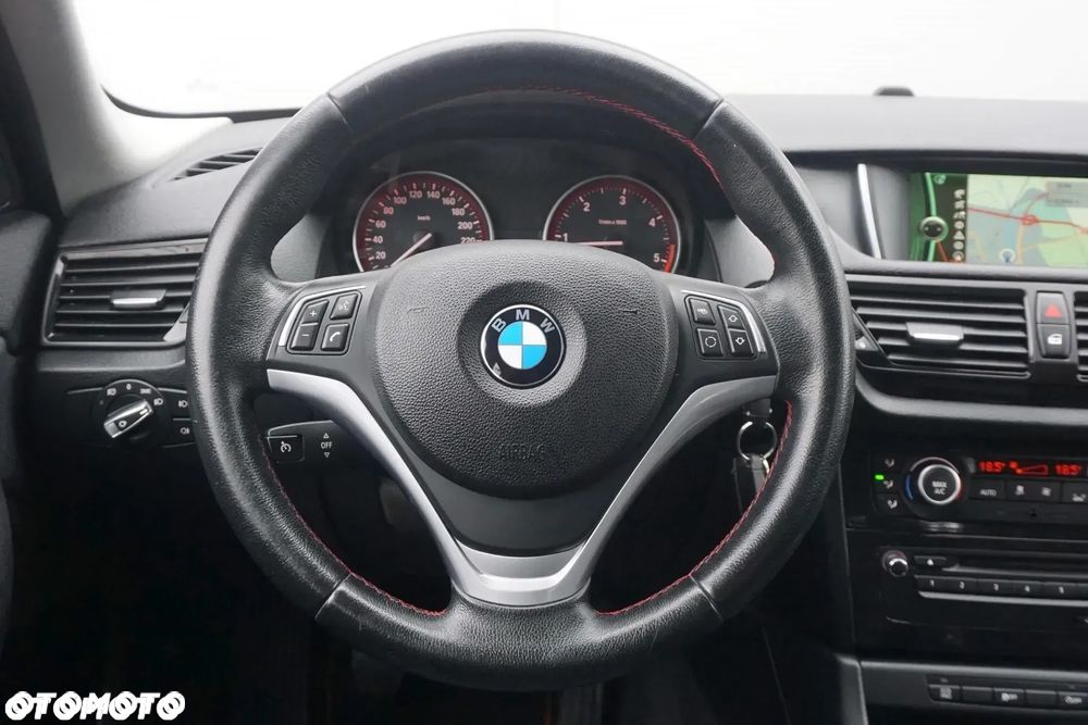 BMW X1 - 25