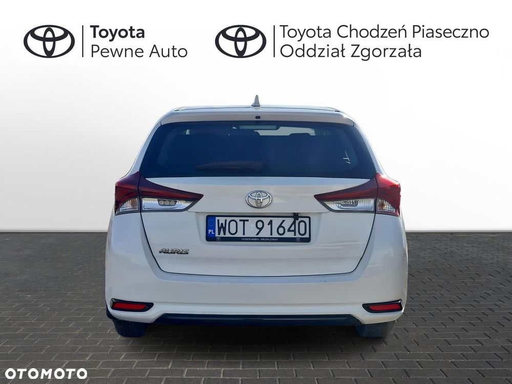 Toyota Auris 1.4 D-4D Active - 5