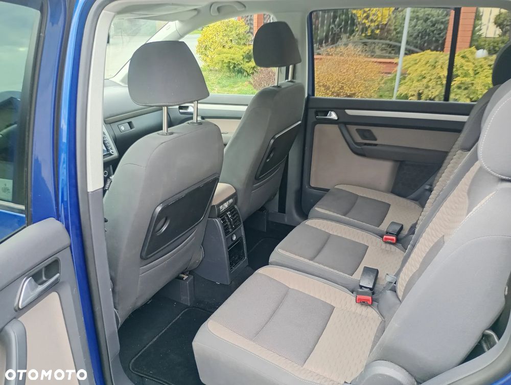 Volkswagen Touran 1.9 TDI DPF Cross - 24