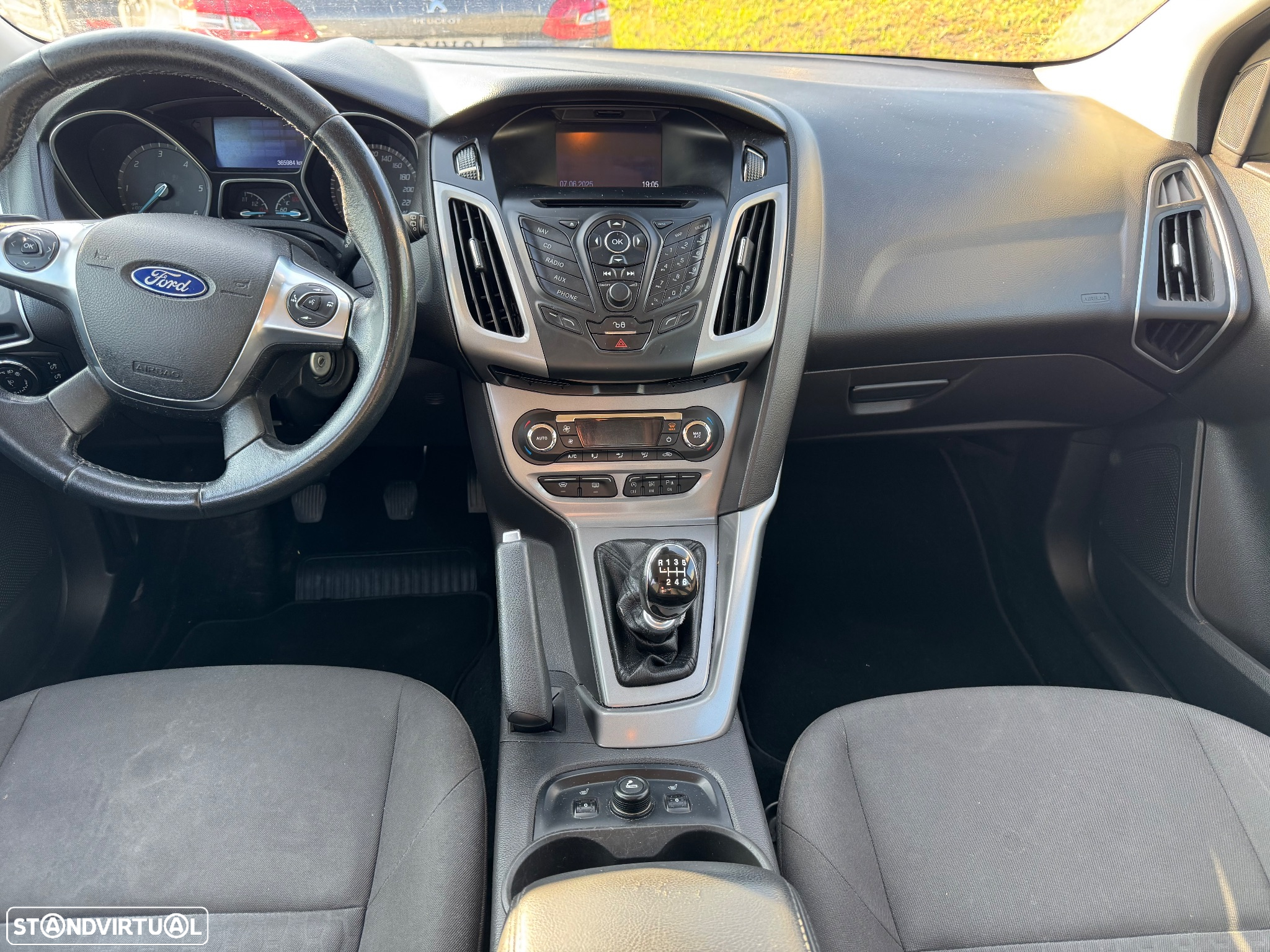 Ford Focus SW 1.6 TDCi DPF SYNC Edition - 8