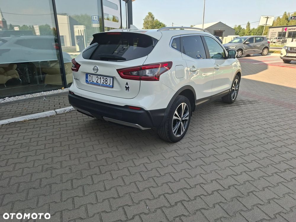 Nissan Qashqai 1.2 DIG-T Tekna EU6 - 16