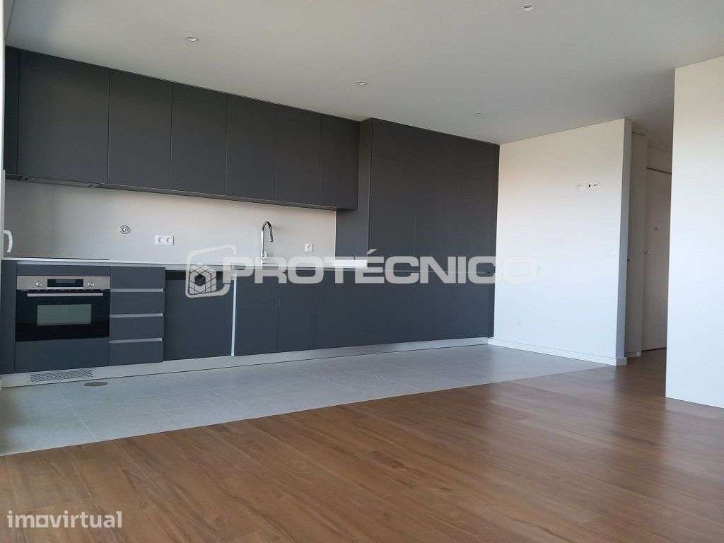 Apartamento T2 junto ao Glicínias – Aveiro - Grande imagem: 4/21