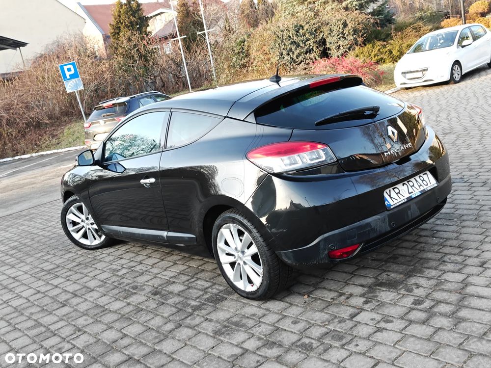 Renault Megane 1.9 dCi FAP Dynamique - 1
