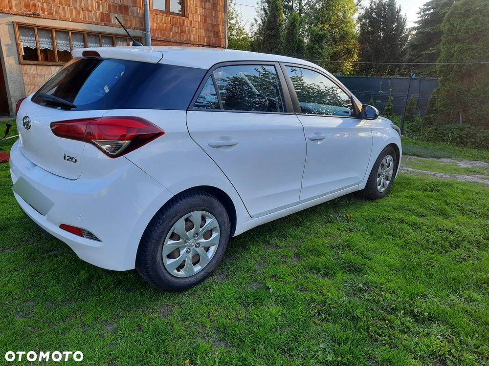 Hyundai i20 1.2 GO - 4
