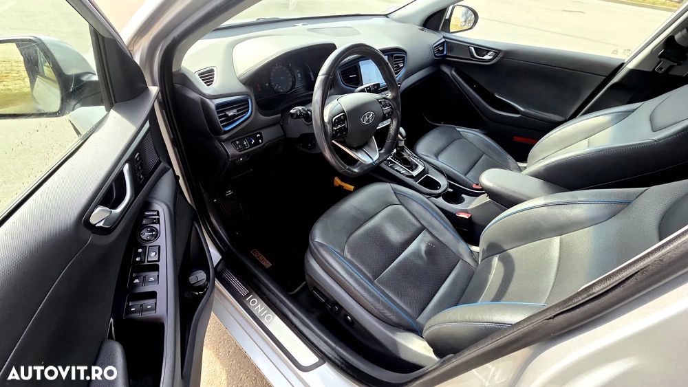Hyundai IONIQ 1.6 GDI Premium - 5