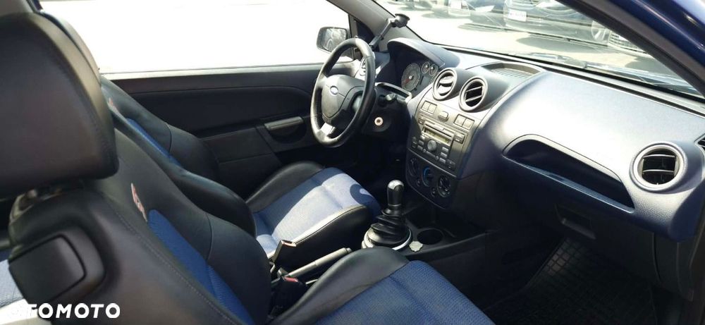 Ford Fiesta 2.0 ST - 8