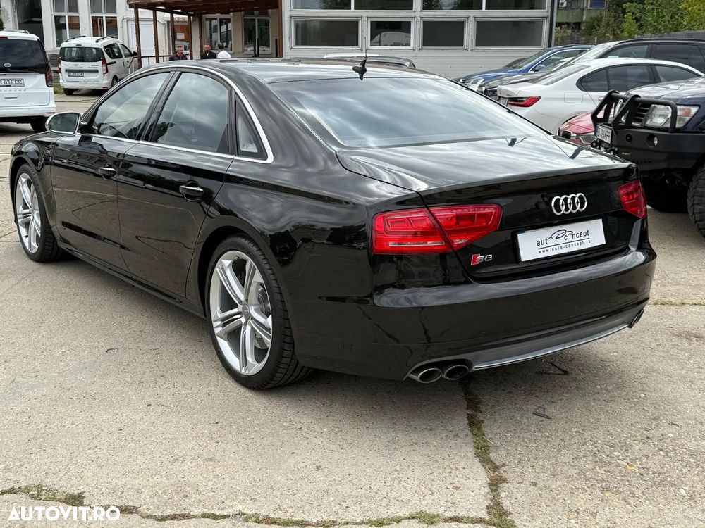 Audi S8 Standard - 5