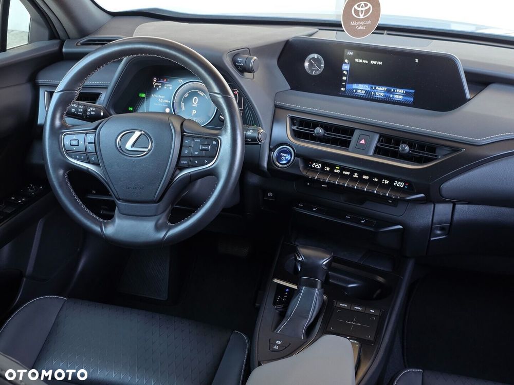 Lexus UX - 23