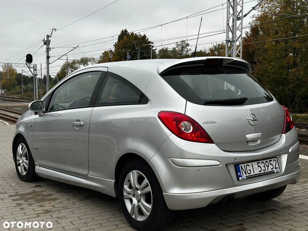 Opel Corsa - 4