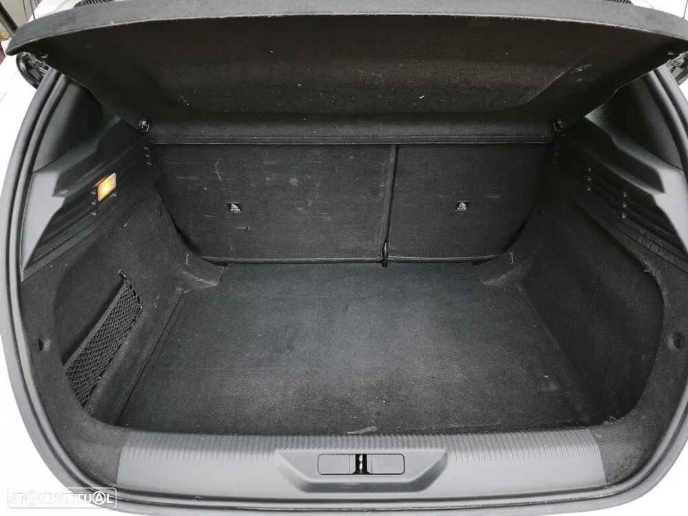 Peugeot 308 - 14