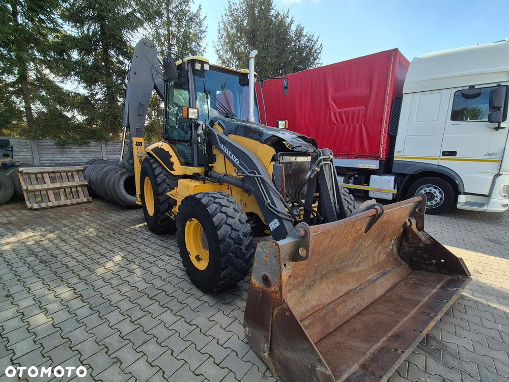 Volvo BL71 / SPROWADZONA / 5500 MTH - 7