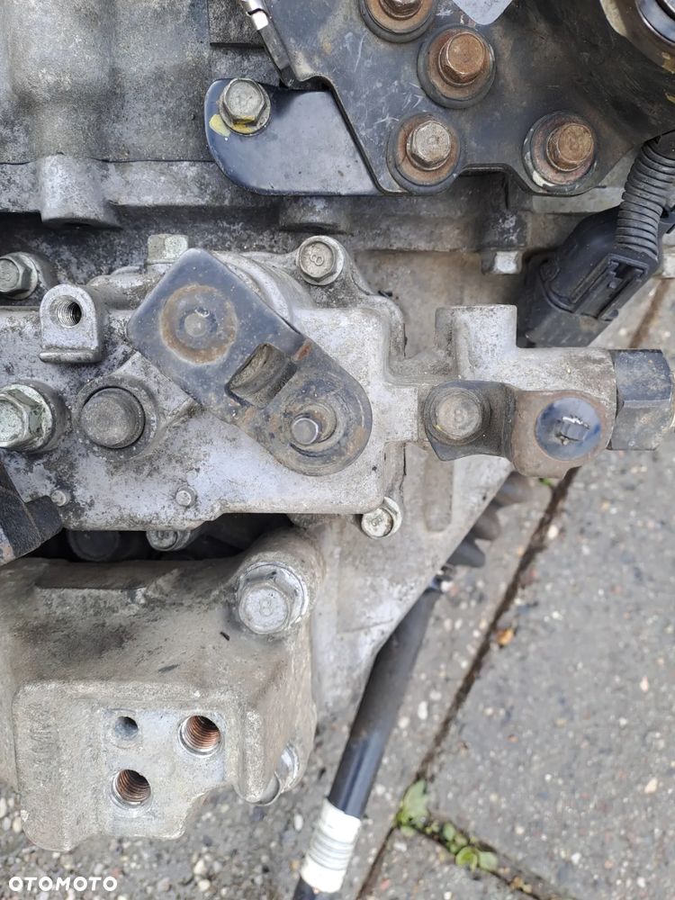 Kia Ceed Hyundai I30 1.4 16V G4FA skrzynia biegów z półośkami kod R81775 - 5