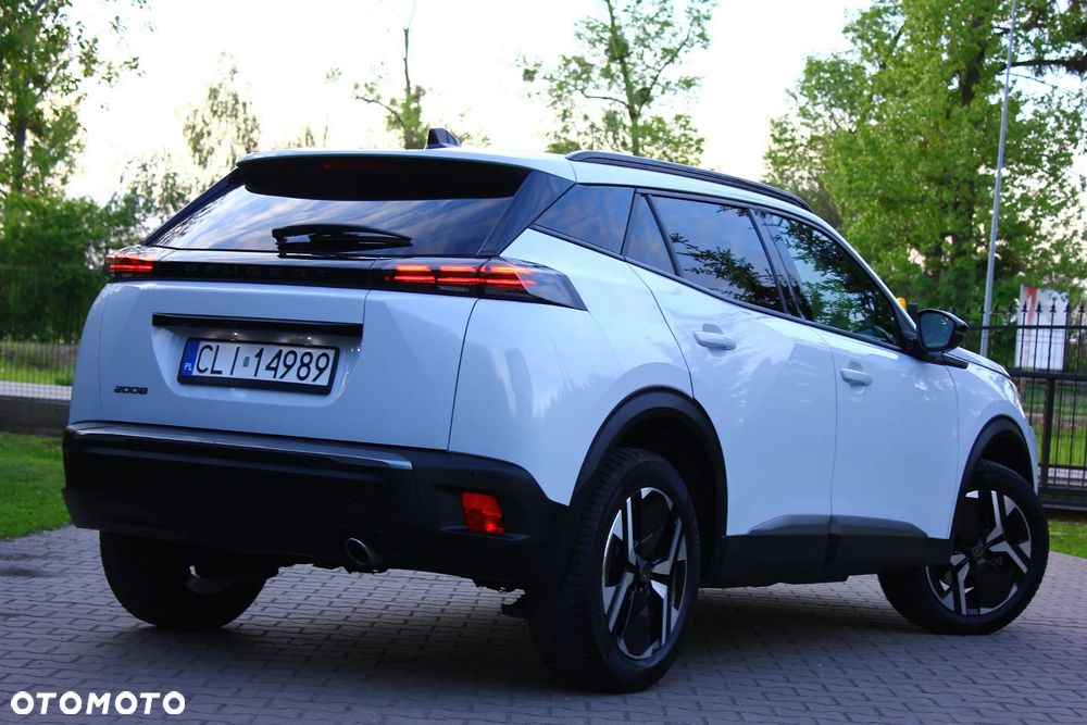 Peugeot 2008 1.5 BlueHDi Allure S&S EAT8 - 11