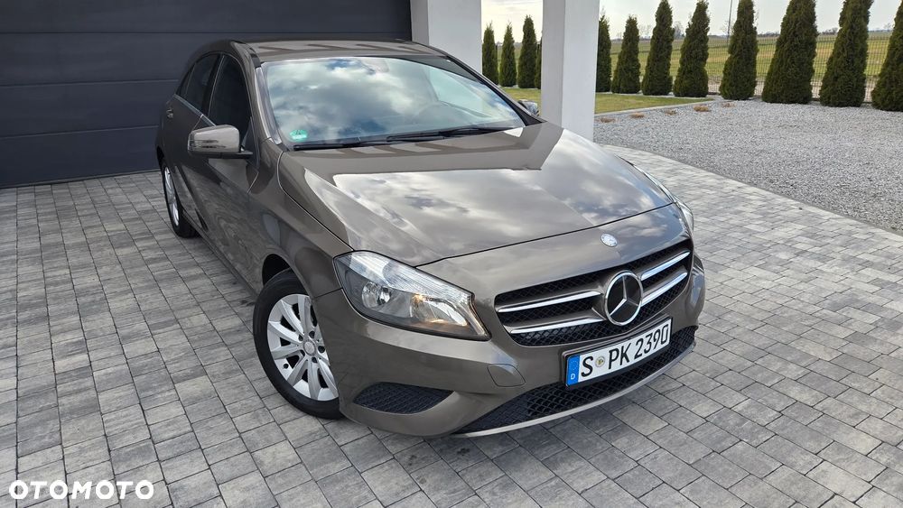 Mercedes-Benz Klasa A 180 (BlueEFFICIENCY) Style - 1