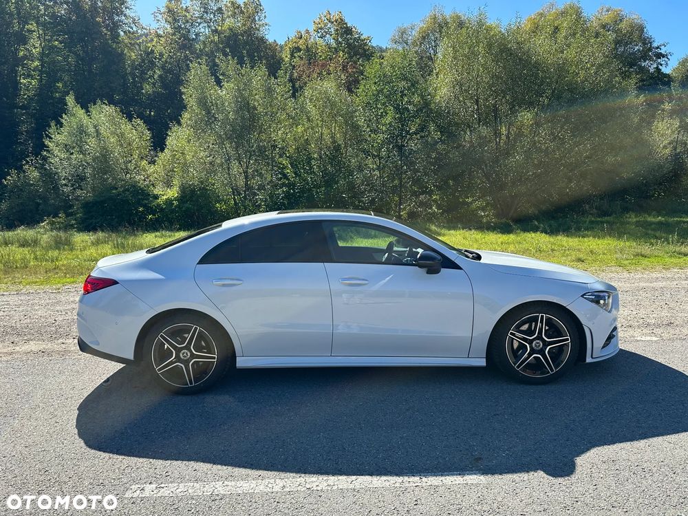 Mercedes-Benz CLA 220 4-Matic AMG Line 7G-DCT - 10