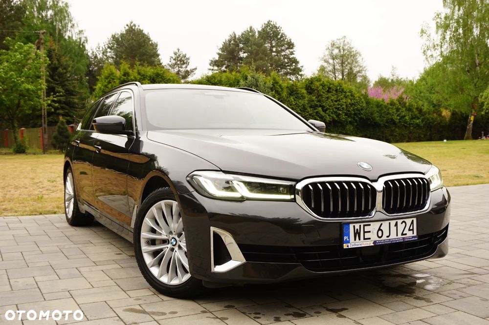 BMW Seria 5 530i xDrive mHEV Luxury Line - 1