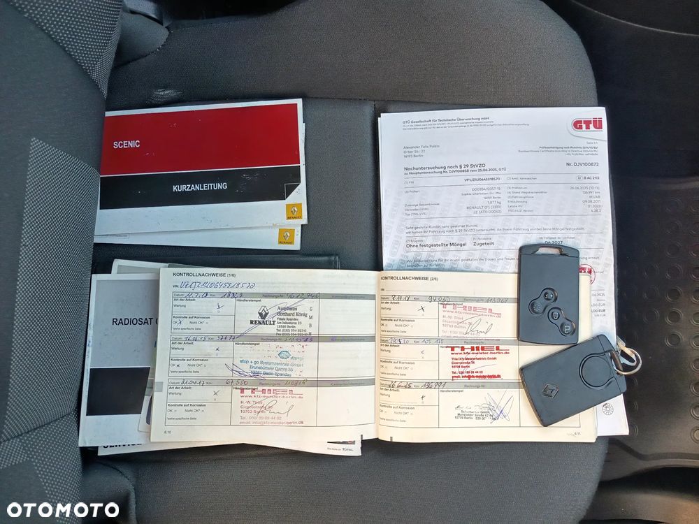 Renault Scenic 1.6 16V 110 TomTom Edition - 32