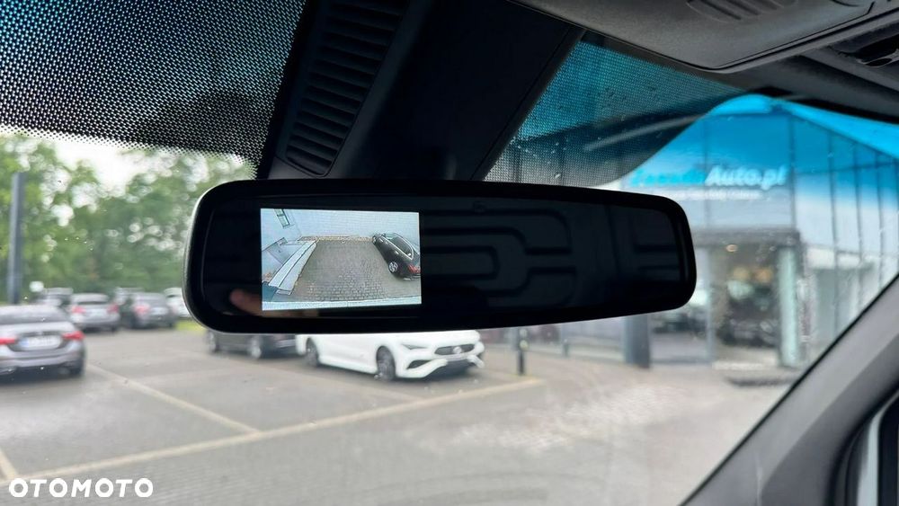 Mercedes-Benz Sprinter - 17