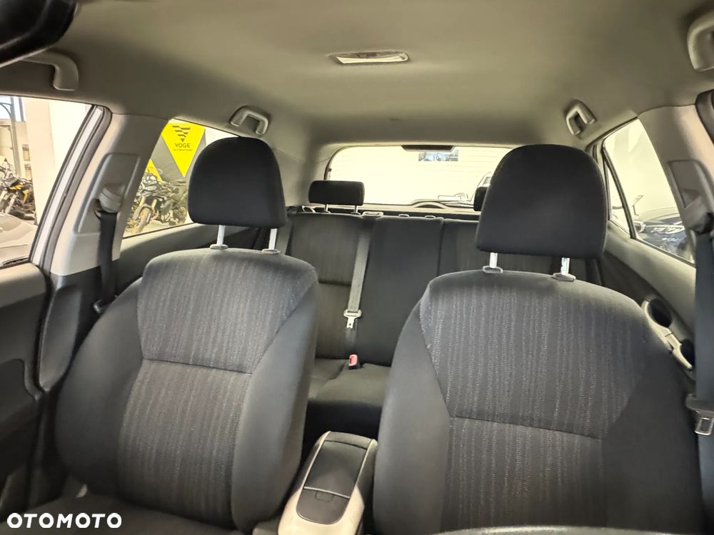 Toyota Auris 1.4 VVT-i Team - 13