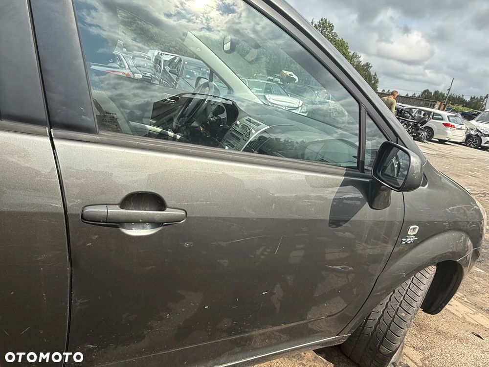Drzwi Przód Prawe toyta Corolla Verso - 2