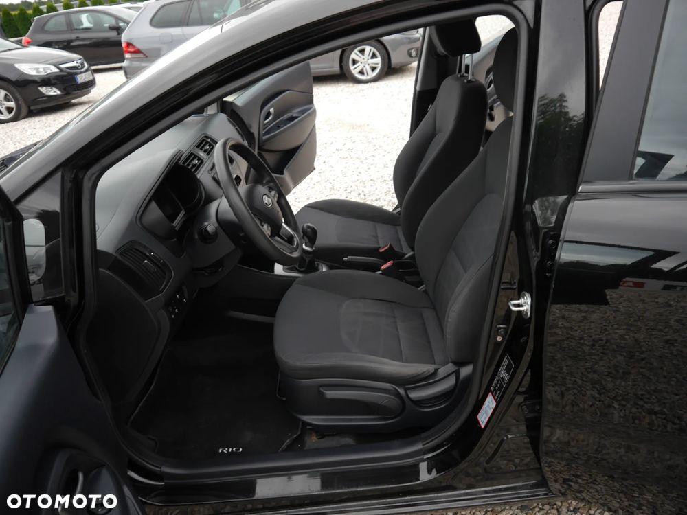 Kia Rio 1.1 CRDI Attract - 6
