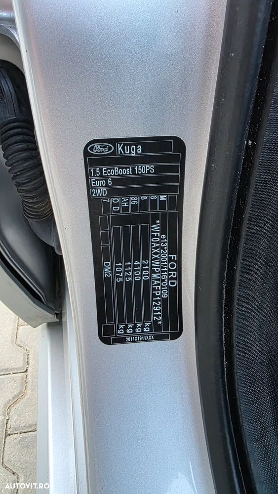 Ford Kuga 1.5 EcoBoost 2x4 Titanium - 10