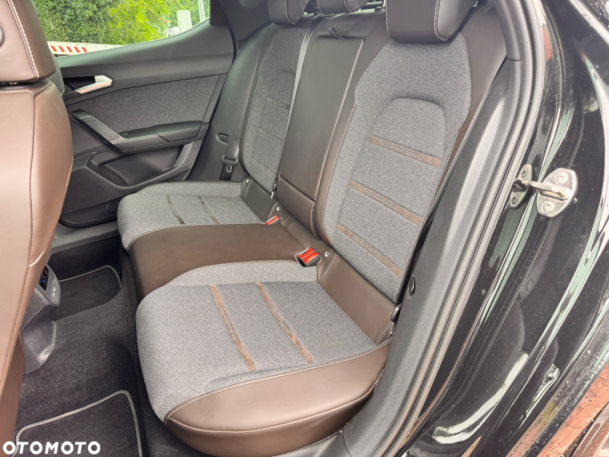 Seat Leon 2.0 TDI DPF DSG Xcellence - 11