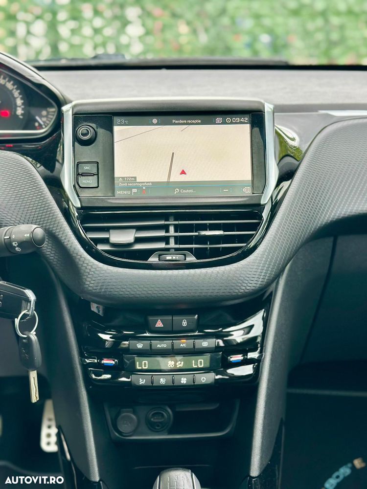 Peugeot 2008 - 16