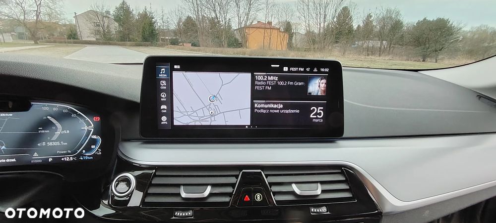 BMW Seria 5 530e Luxury Line - 32