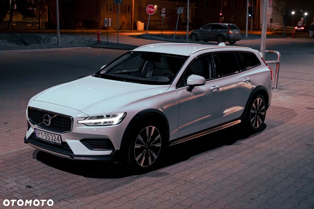 Volvo V60 D4 AWD Momentum Pro - 8