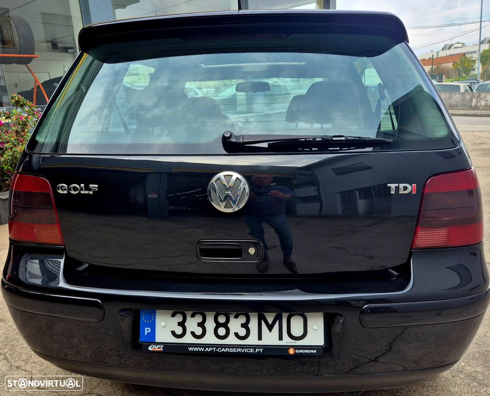 VW Golf 1.9 TDi 25 Anos - 14