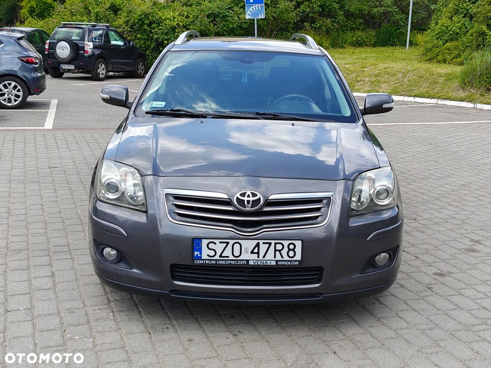 Toyota Avensis 2.2 D-4D X Premium - 15