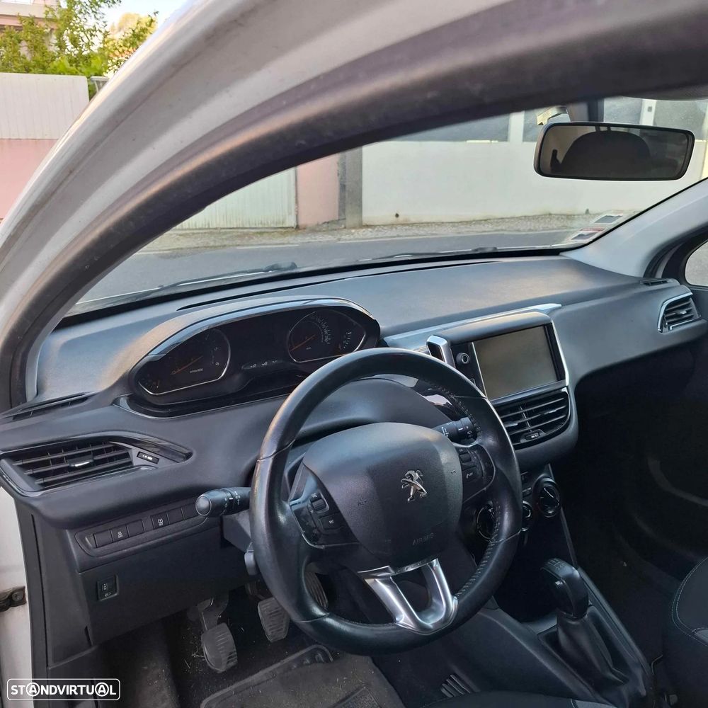 Peugeot 208 1.4 HDi Active - 13
