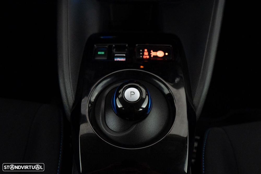 Nissan Leaf N-Connecta - 26