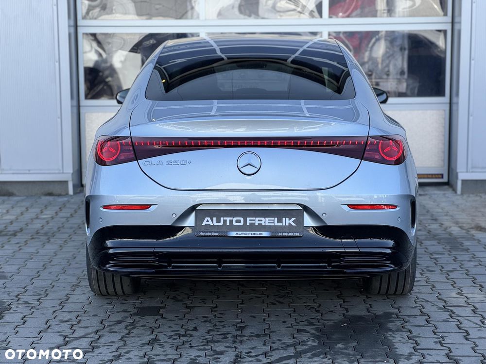 Mercedes-Benz CLA - 10