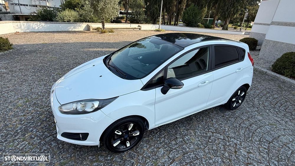 Ford Fiesta 1.0 T EcoBoost Titanium - 16