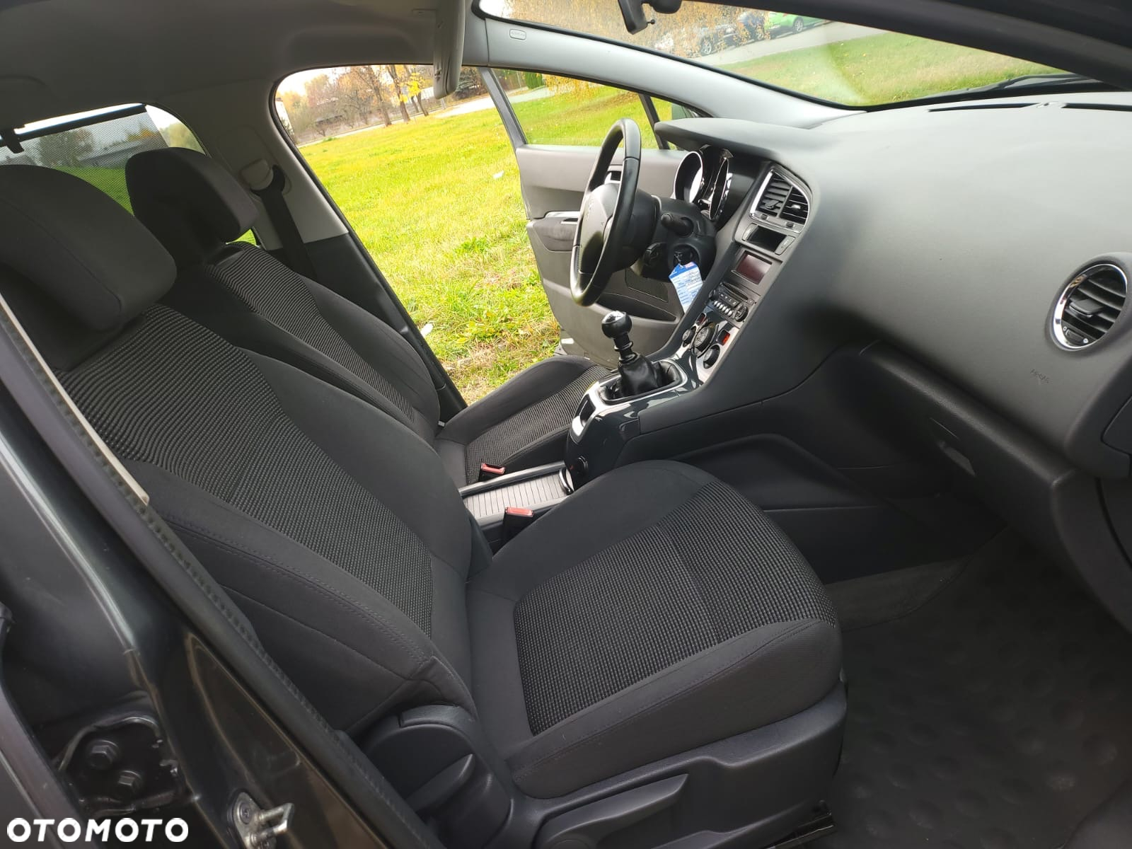 Peugeot 5008 1.6 BlueHDI Allure S&S - 10