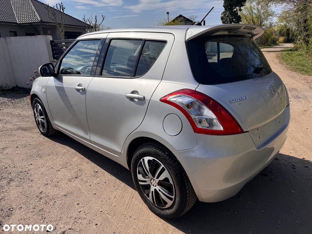 Suzuki Swift - 13
