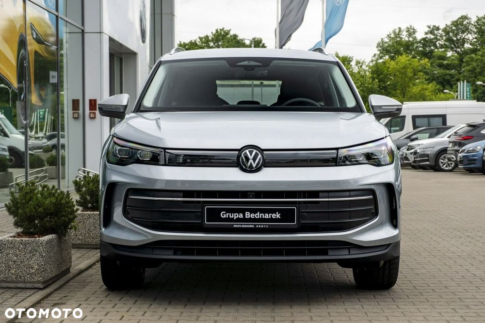Volkswagen Tiguan - 5