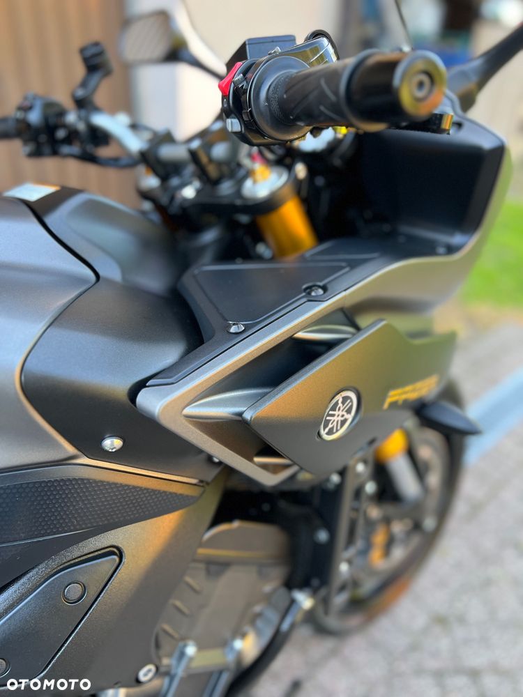 Yamaha FZ8 - 17