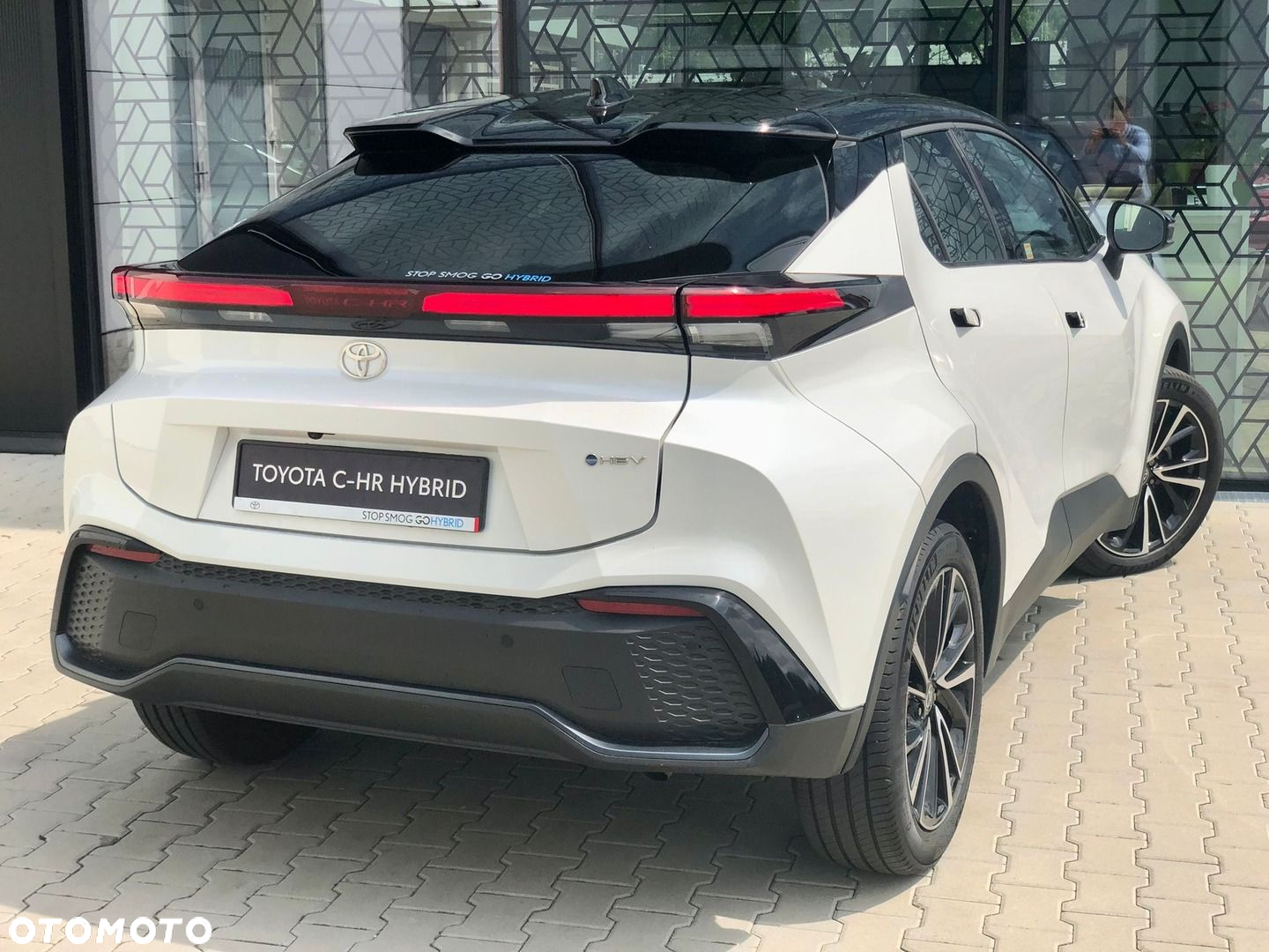 Toyota C-HR - 12