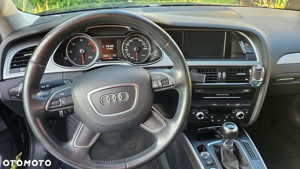 Audi A4 Avant 2.0 TDI - 11