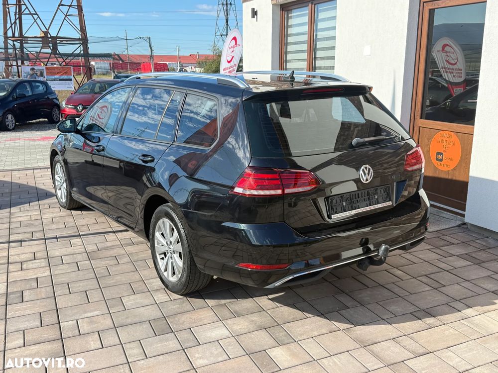 Volkswagen Golf - 4