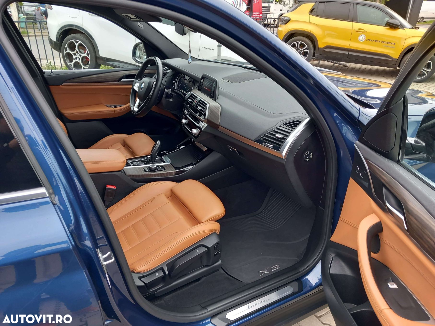 BMW X3 xDrive20d AT Luxury Line - 12