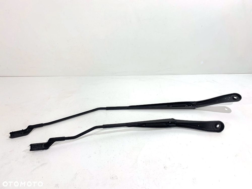 RAMIĘ WYCIERACZKI KOMPLET PRZÓD - 79.00 PLN - RENAULT CLIO V (B7_) 2019 - 2022 1.0 TCe 100 (B7MT) - 2