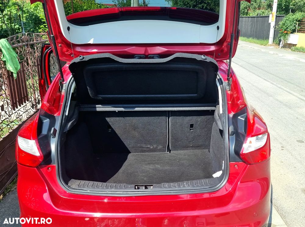 Ford Focus 1.6 EcoBoost Start-Stopp-System Titanium - 9
