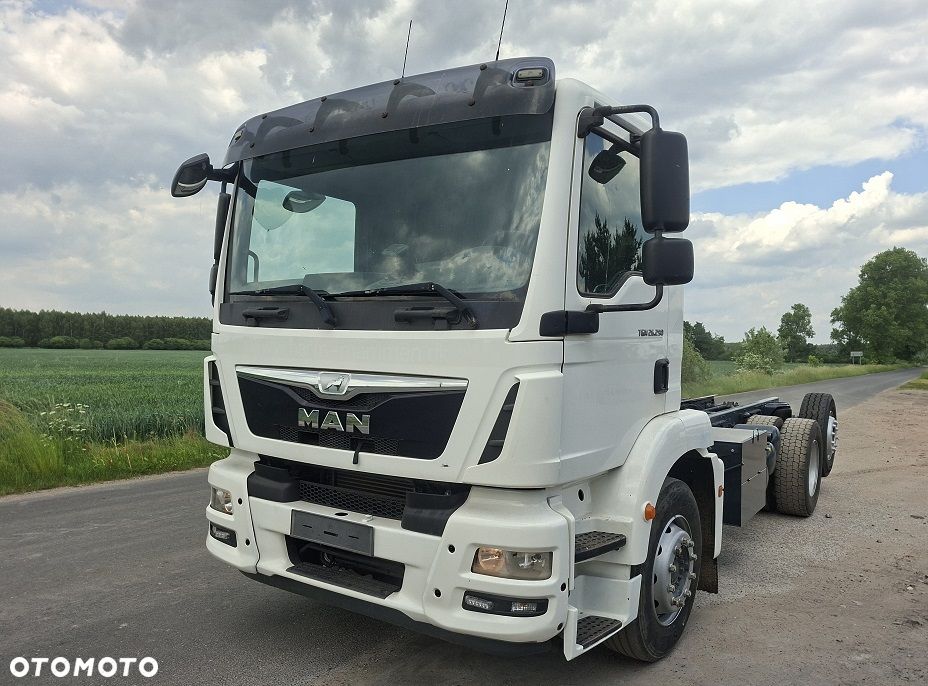 MAN TGM 26.290 - 2