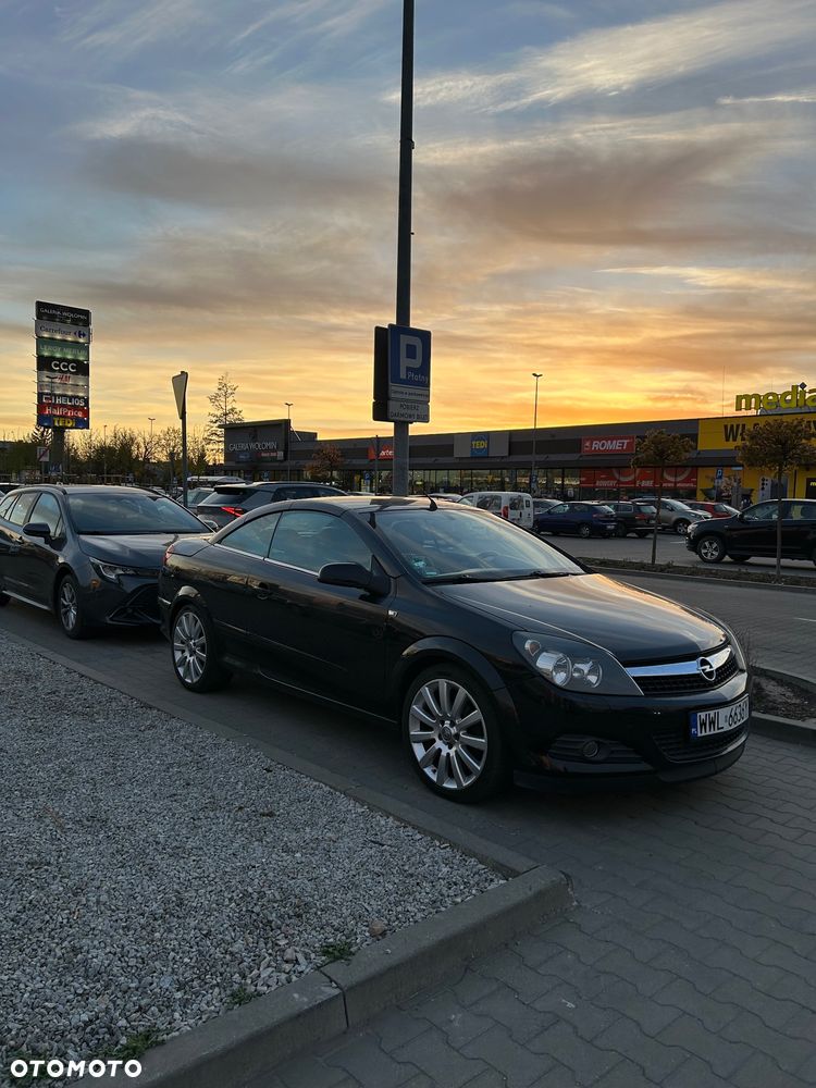 Opel Astra 1.8 Cosmo - 1