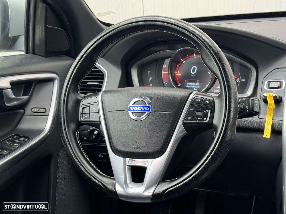 Volvo XC 60 2.0 D4 R-Design - 18